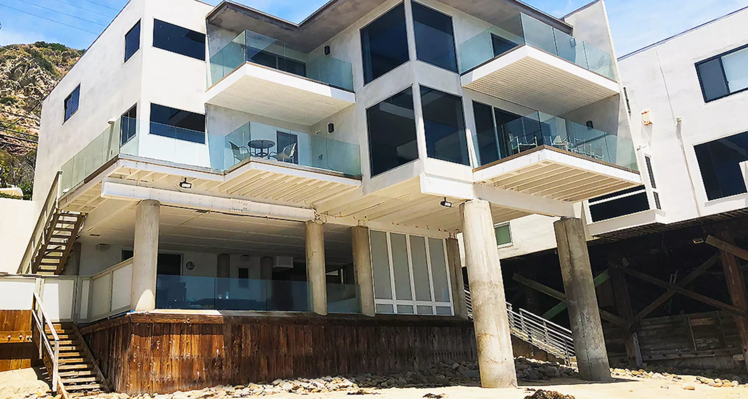 Salty Lil Beachfront - [Paint By Numbers]- Paint It Off by Stella and Bobbie